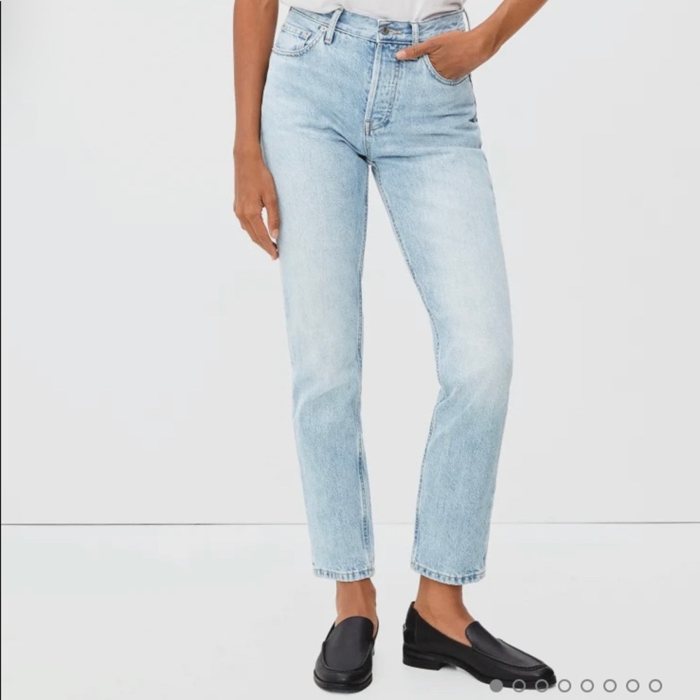 Everlane 90s Cheeky Jean. Sunbleached  Wash. size 26